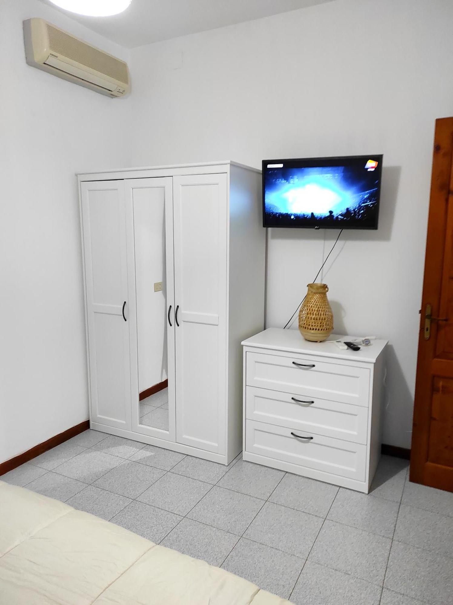 Holiday Home Mennulita リーパリ エクステリア 写真